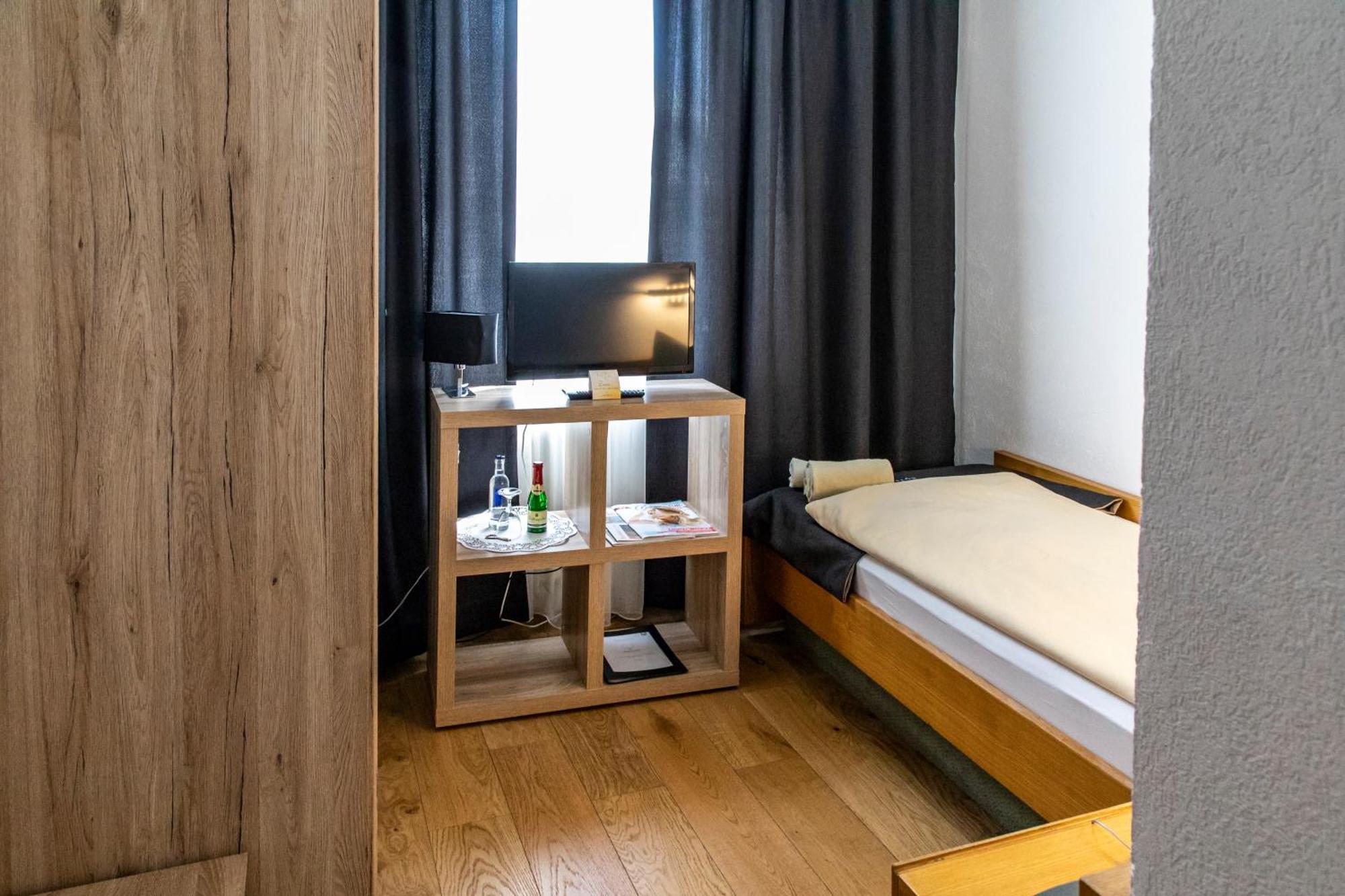 Hotel Jaegerhaus In Singen Am Hohentwiel מראה חיצוני תמונה